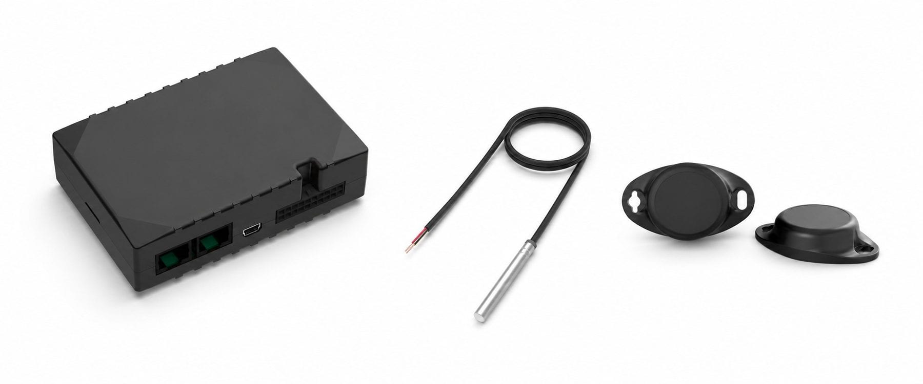 Hardware für die Temperaturüberwachung nebeneinander: Telematikeinheit, verkabelter Temperaturfühler und zwei BLE-Beacons